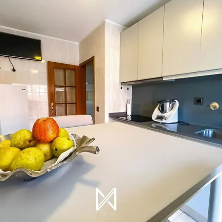 Mystay - Vila Beach Apartment Apartman